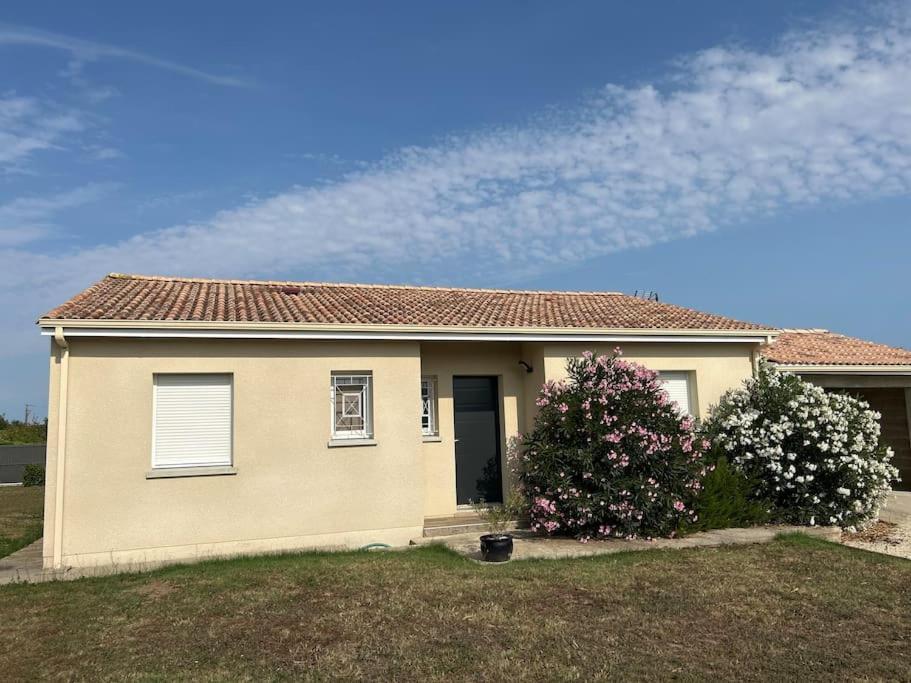 Maison Proche Saint Emilion Villa Buitenkant foto